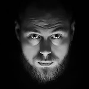 iconic live show and entertainment dragone